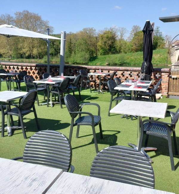 Le restaurant - Ponte Vecchio - Restaurant Villeneuve-sur-Yonne - Restaurant Passy